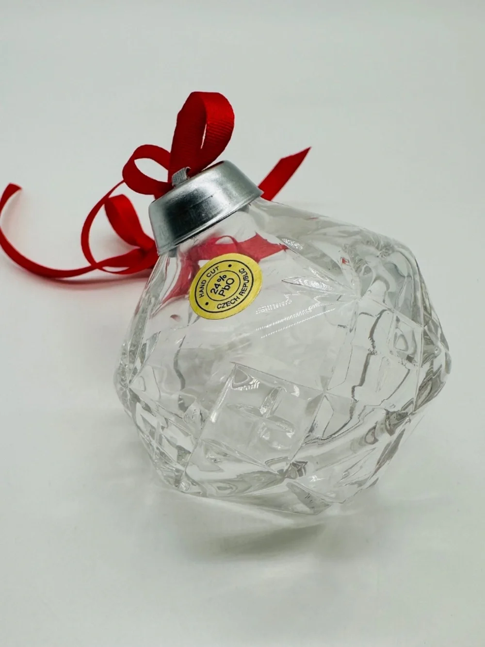 VTG Hand Cut Crystal Czech Republic Christmas Ornament With Original Green box.
